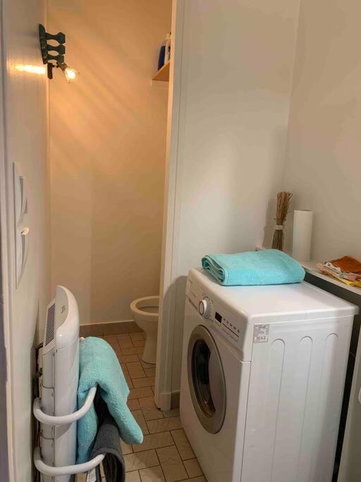 Aubenas Plein Centre Tout Pres Du Chateau エクステリア 写真